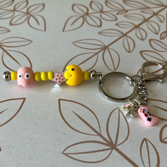 Pacman Keychain with Pink Ghost and Yellow Charm - Pac Man Nostalgic - Picture 2 of 8